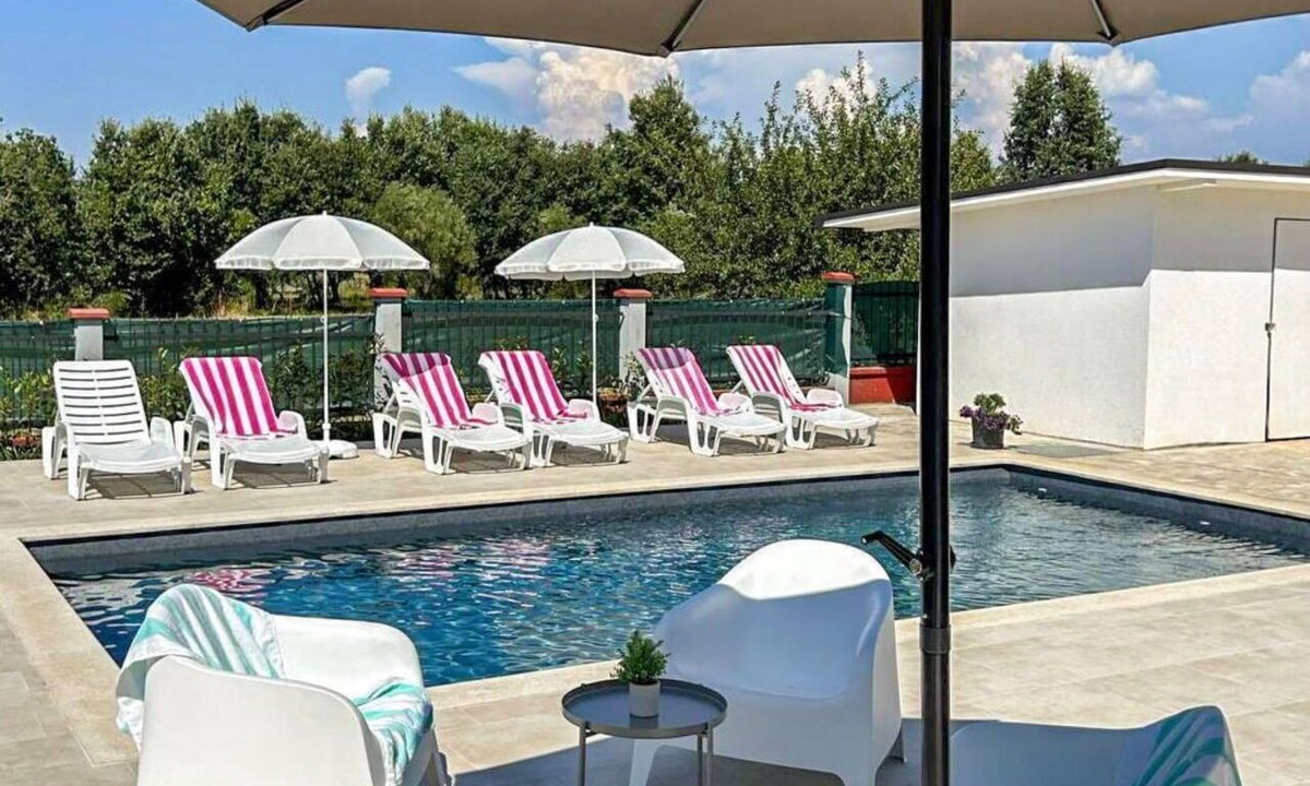 Cancini House | Beautiful private villa for 10 guests with private pool, A/C, WIFI, TV, terrace and pets allowed