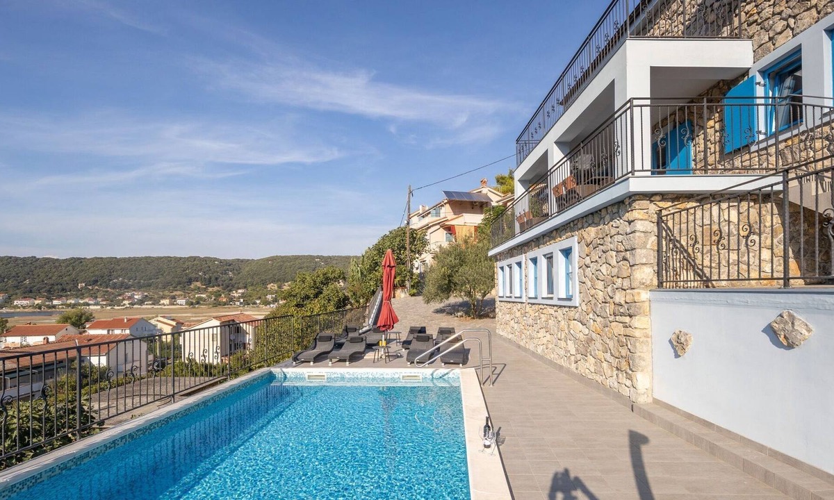 Supetarska Draga Apartment | Beautiful stone Villa Lapida for 10+2 persons, with pool and a sea view