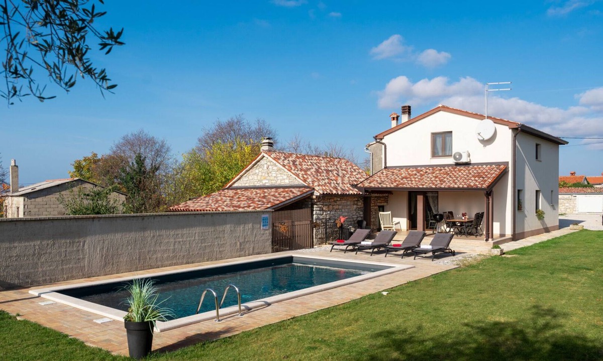 Rakovci Villa | Beautiful Villa Casa Noemi with pool in Porec