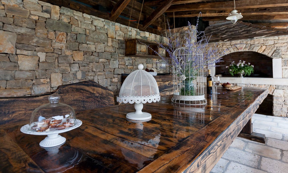 Murvica Villa | Beautiful, Villa Culina with a large pool is situated in a small place Murvica