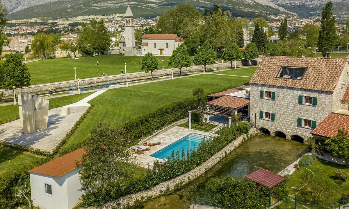Solin Villa | Beautiful Villa Draga