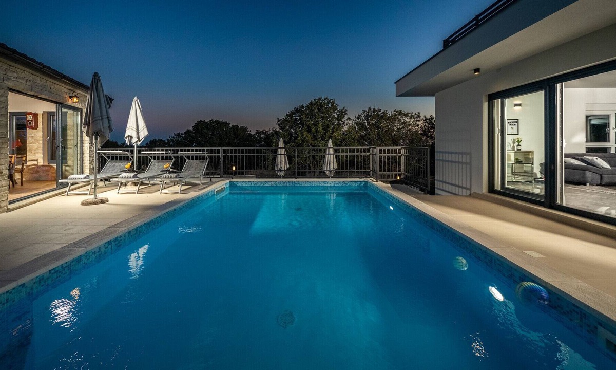 Slivnica Villa | Beautiful Villa Loto