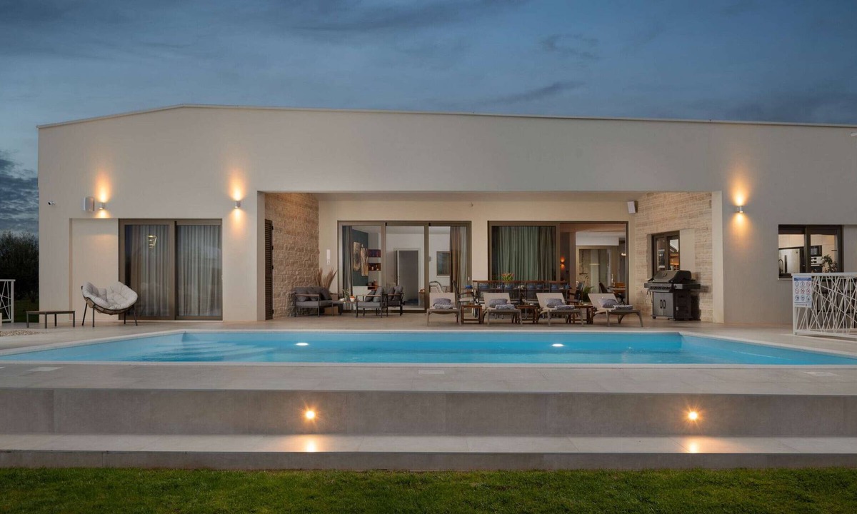 Murvica Villa | Beautiful Villa Olive Grove