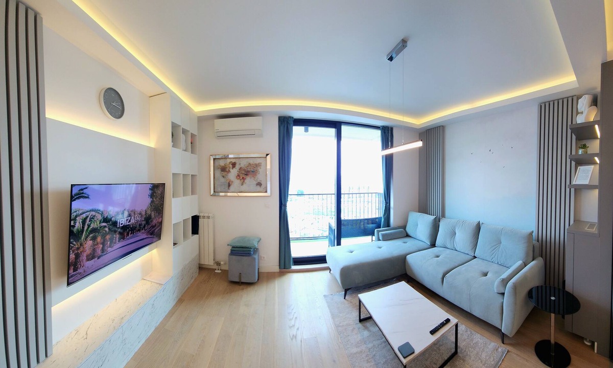 Savski Venac Condo | Belgrade Waterfront 10th fl. Lux Apt. w/City view & Free Parking