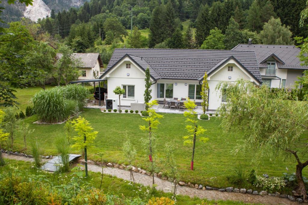 Studor Villa | Bella Belca