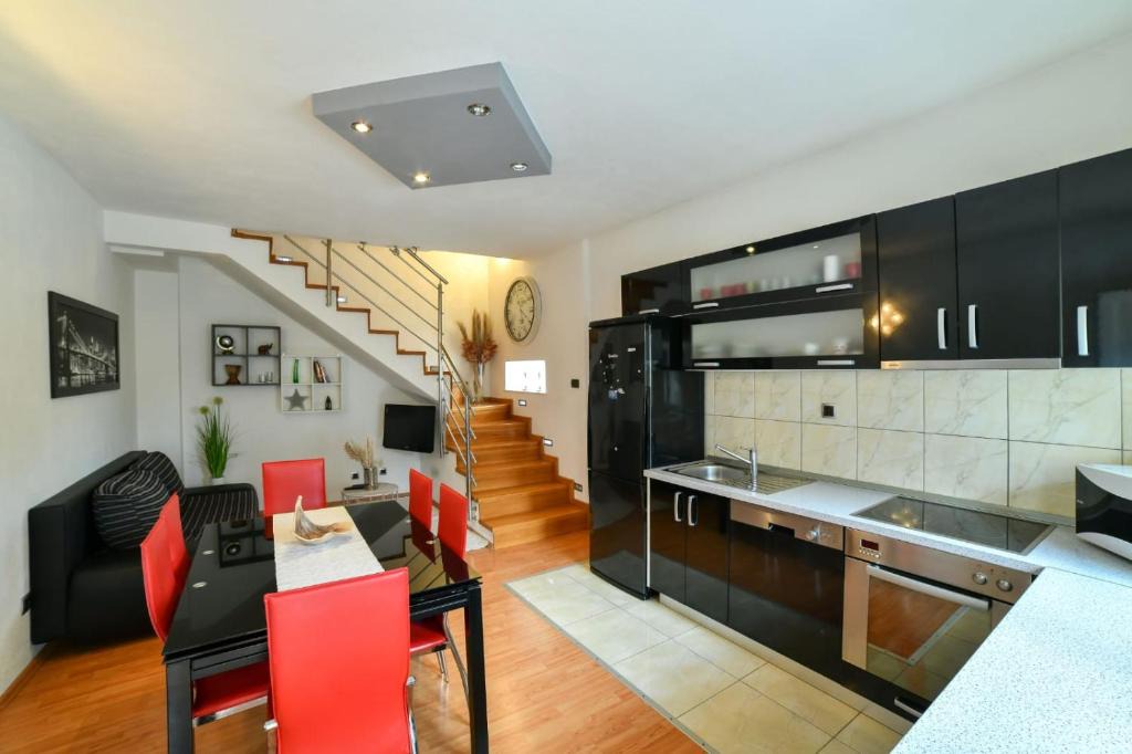 Sinj Apartment | Bella
