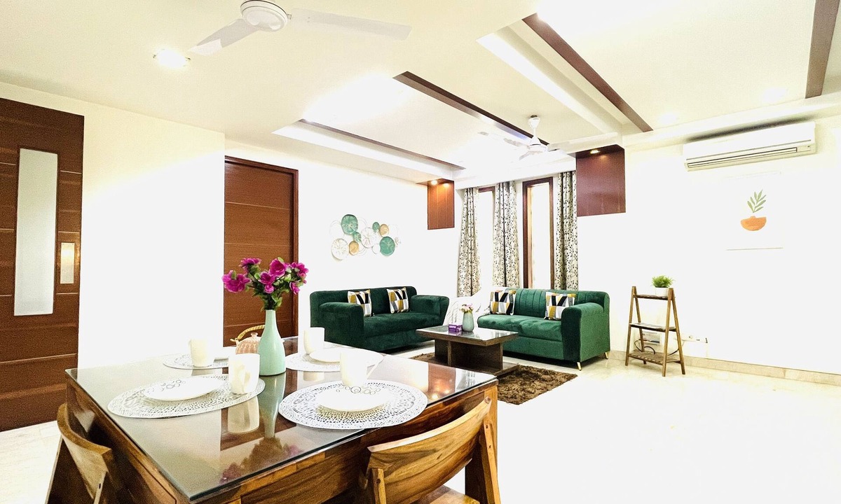 New Delhi Apartment | BluO Modern 2BHK- Green Park Market & Hauz Khas