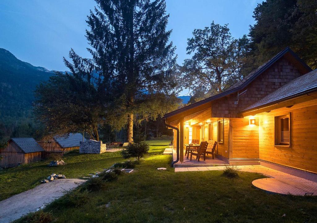 Bohinjska Bistrica House | Bohinj Cottage Pr' Maricki - house in nature with hot tub & sauna