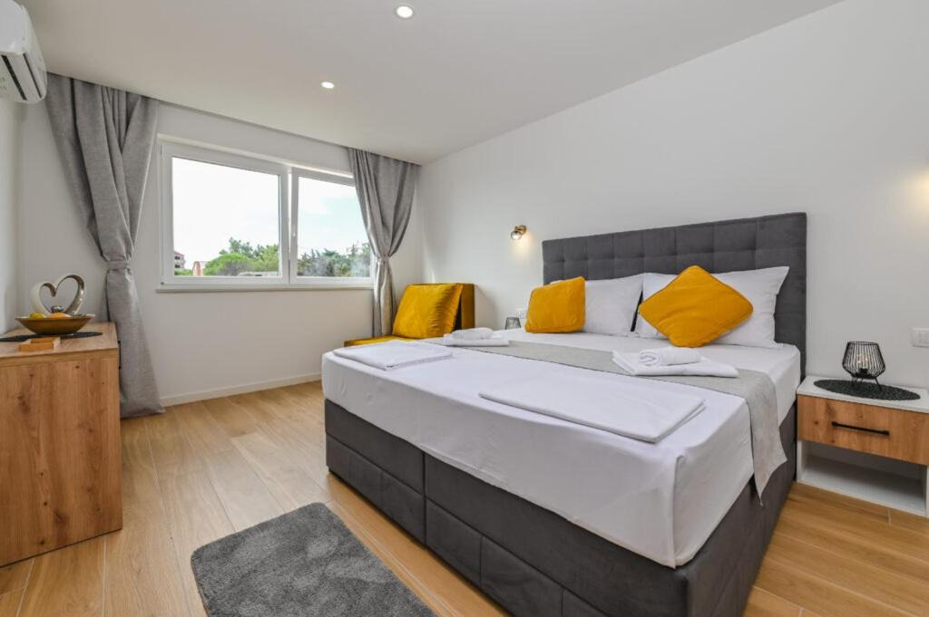 Novalja Hotel | Boutique Hotel IVY'Z