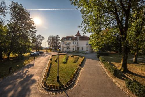 Karlovac Hotel | Boutique Hotel Korana Srakovcic