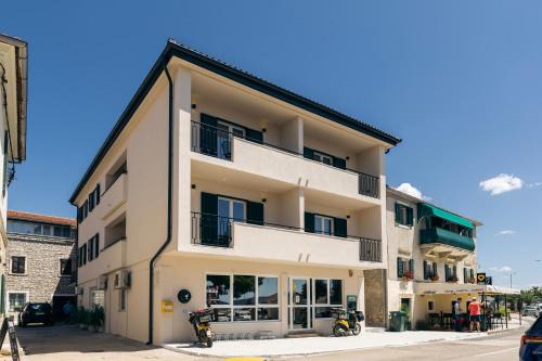 Sveti Filip i Jakov Hotel | Boutique Rooms Rogovo