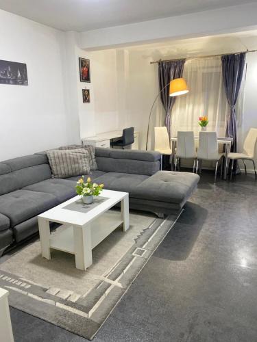 Arad Apartment | Bryty Residence