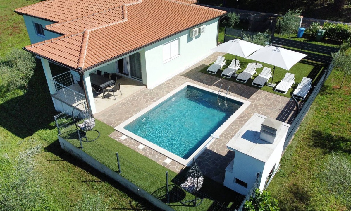 Radini House | Buroli kuća by Interhome