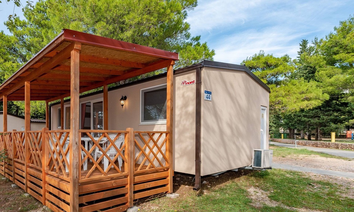 Starigrad RV Rental | Camping Paklenica