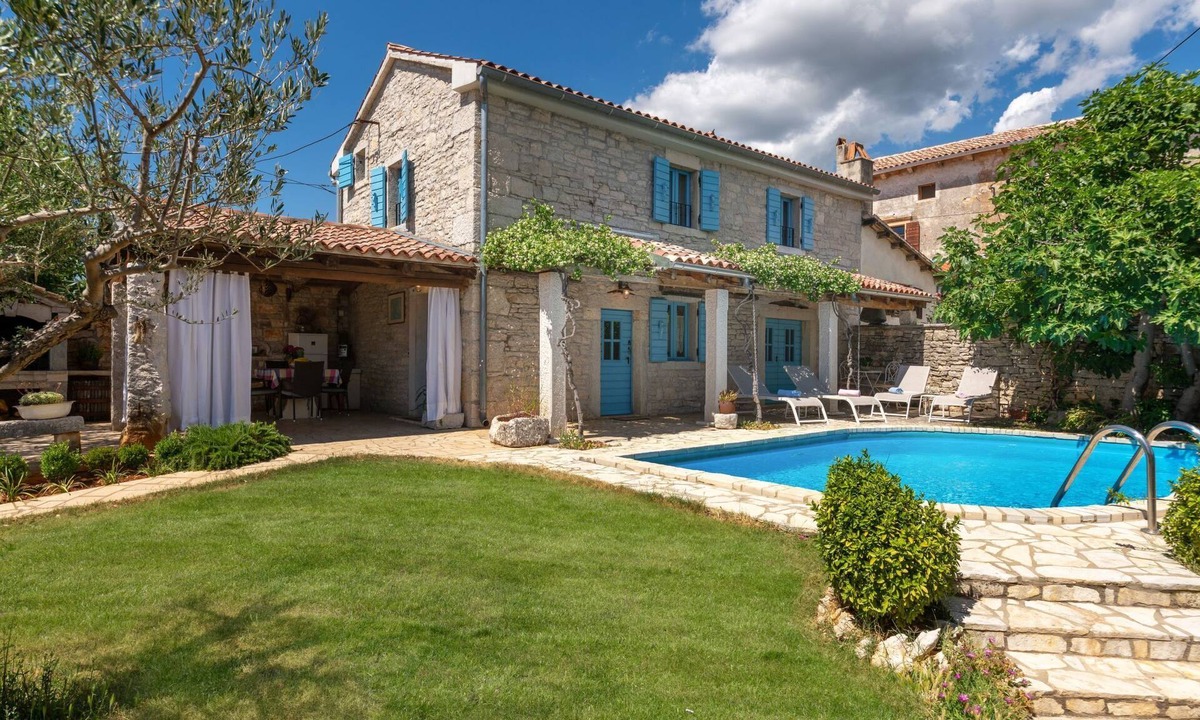 Vosteni House | Casa Celeste by Interhome