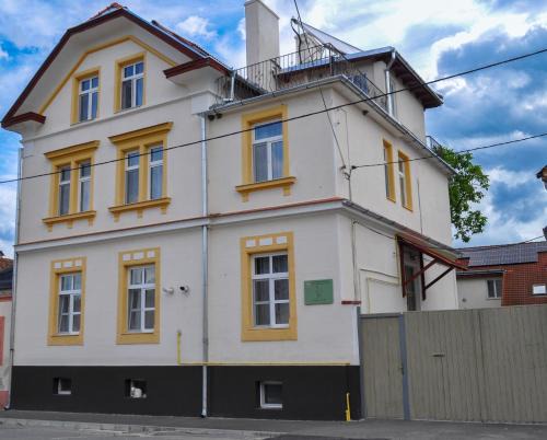 Vulcan House | Casa de Oaspeți Vulcan
