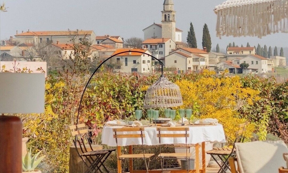 Kringa Villa | CASA JENA ISTRIA 4-Bedroom Villa with a Large Pool in Tranquil Istria CROATIA