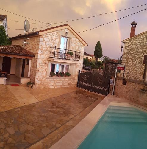 Vrvari House | Casa Ladonja