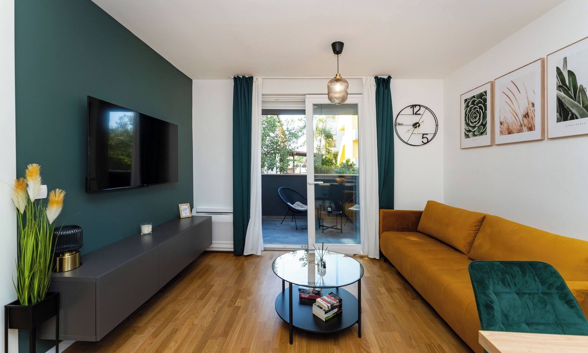 Zadar Apartment | Charming 1-bedroom apartment with AC, WiFi in fabulous Zadar.