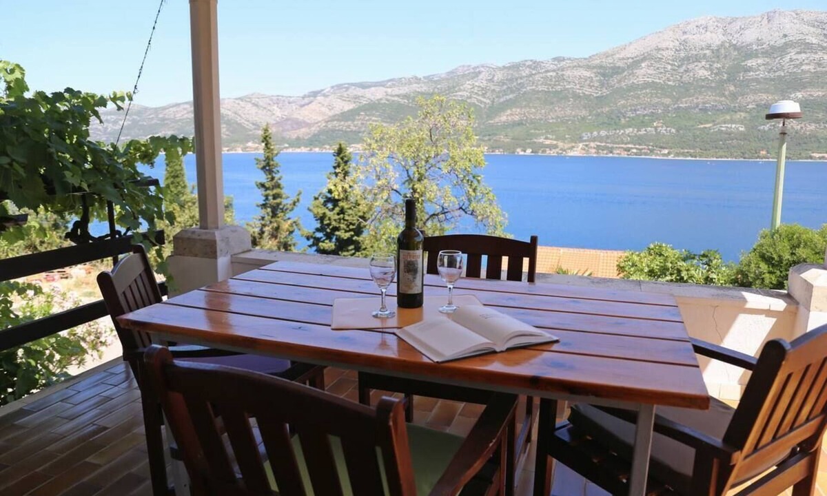 Cove Tri Zala (Zrnovo) Apartment | Charming apartment for two in Korčula