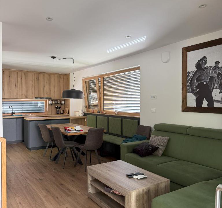 Gozd Martuljek House | Charming house in Gozd Martuljek