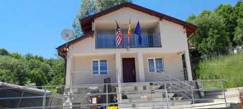 Secaria House | Colt de rai