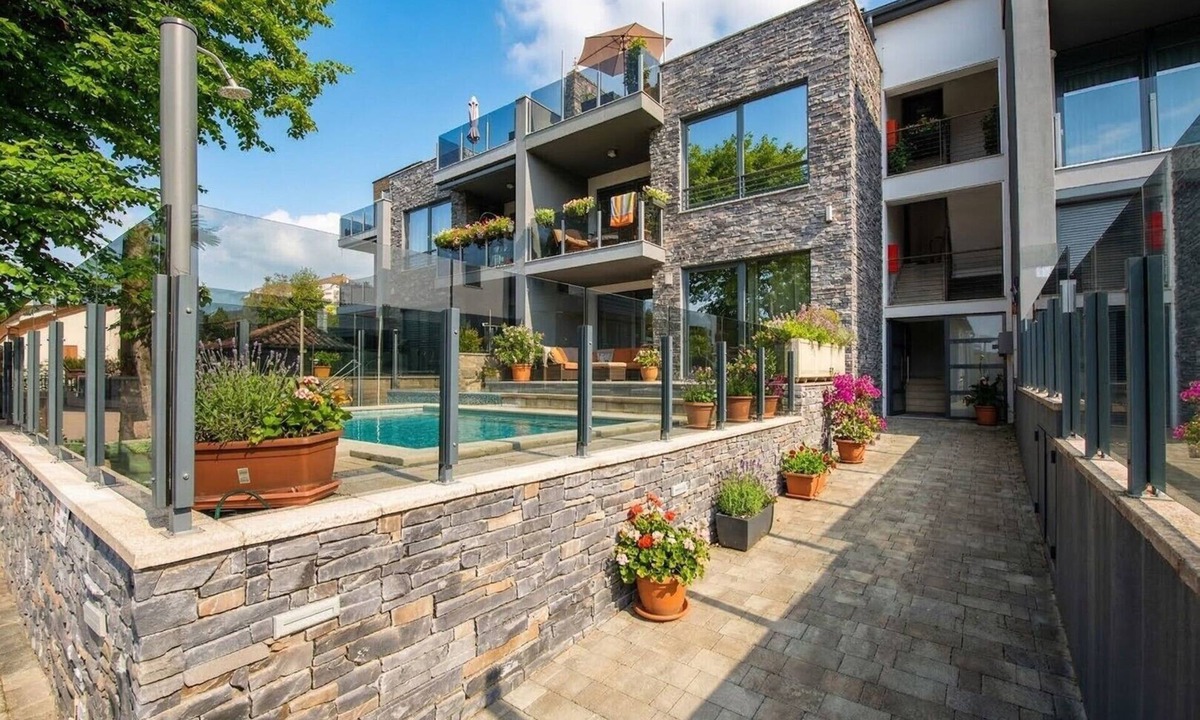 Kukci Apartment | Comfortable Apartment Amore near Poreč with Balcony for 4 Guests