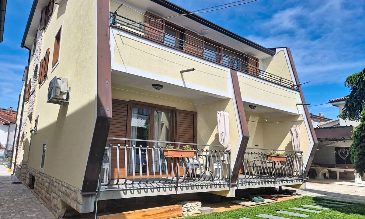 Finida Apartment | Cosy apartment for 4 guests with WIFI, A/C, TV, terrace and pets allowed