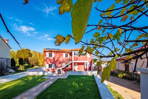 Martinski Apartment | Countryside Apartments Pius