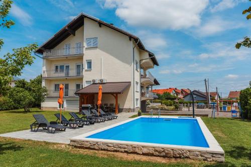 Dugo Selo Villa | Countryside Vila 05 by GREEN Croatia