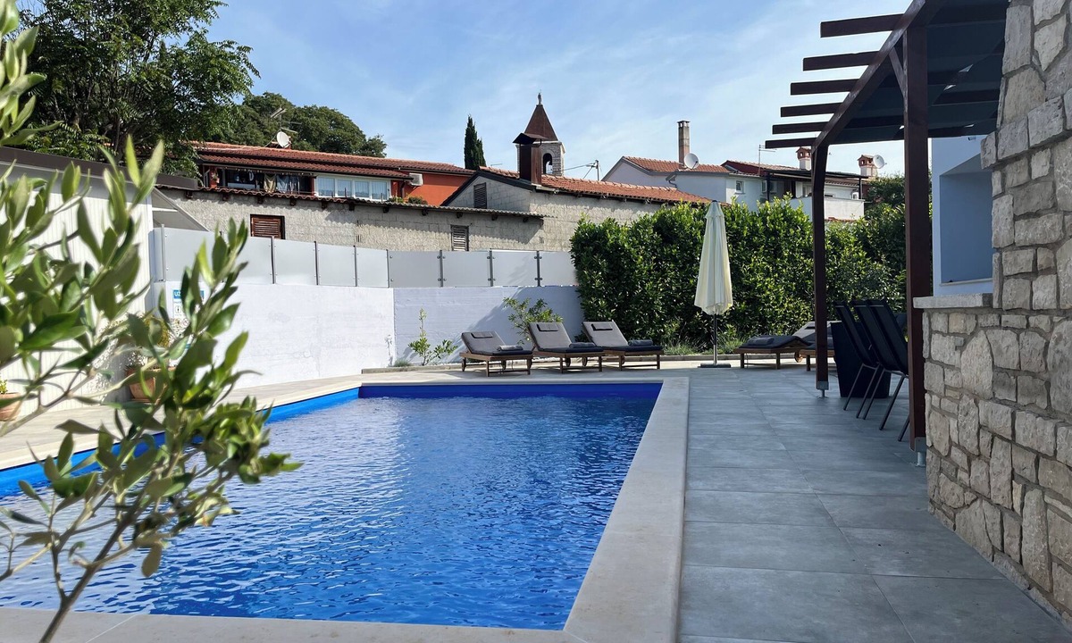 Babici Villa | Cozy and comfortable holiday house in Brtonigla for up to 8 people with pool