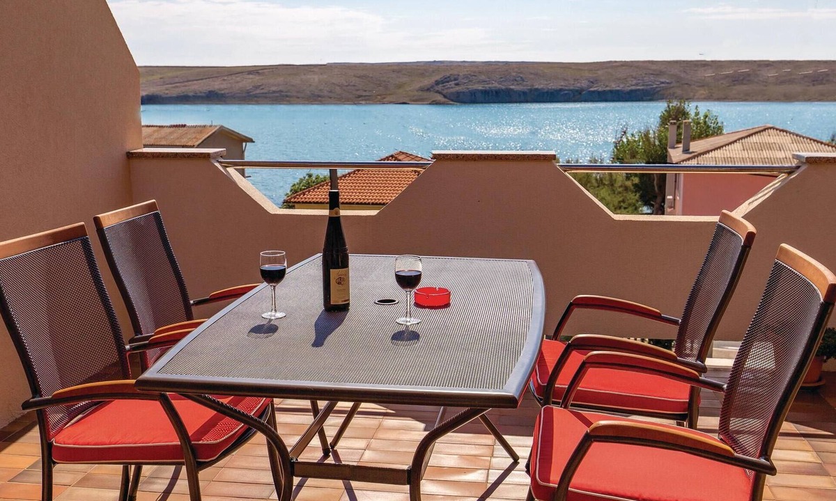 Dinjiska Apartment | Cozy apartment in Dinjiska with house sea view