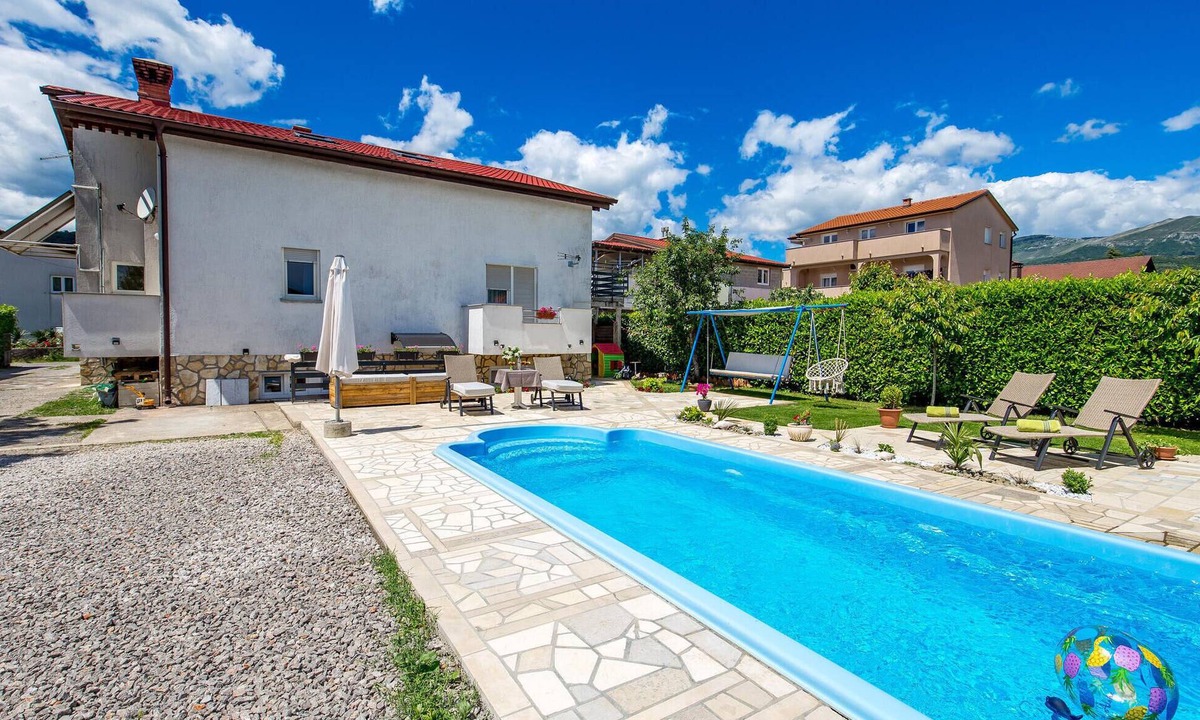 Sarsoni Apartment | Cozy apartment in Drazice