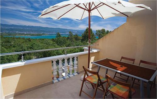 Cizici Apartment | Cozy Apartment In Malinska