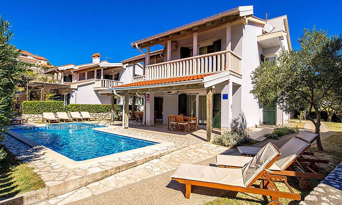 Rab Apartment | Cozy apartment in Palit with WiFi