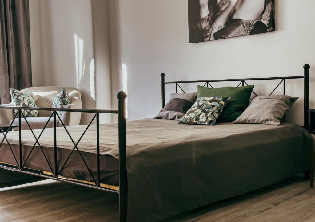 Old Town Apartment | Cozy Apartment in the Heart of Cluj Napoca