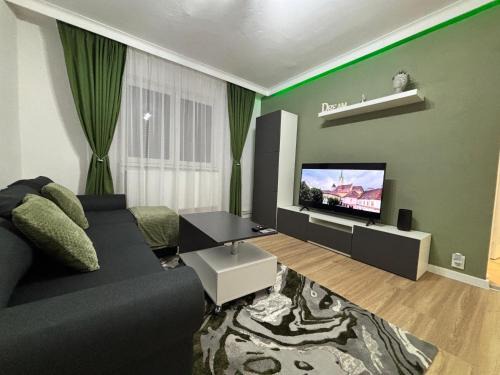 Medias Apartment | Cozy green apartament