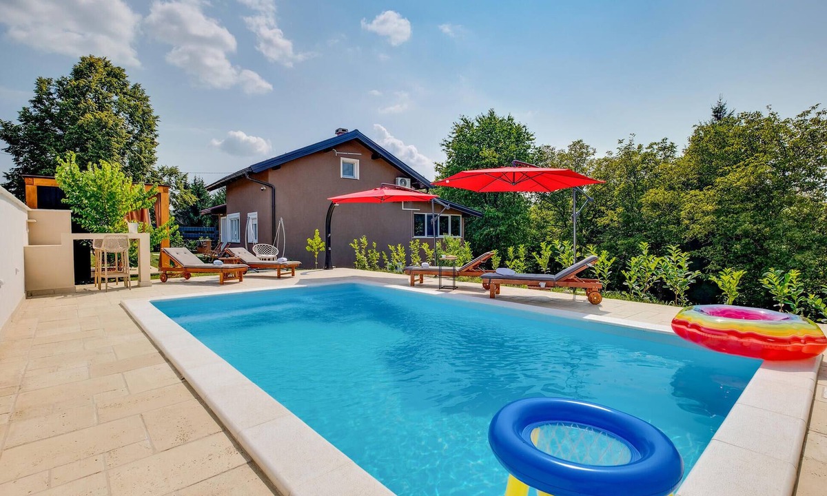 Preseka House | Cozy home in Gornji Vinkovec with sauna