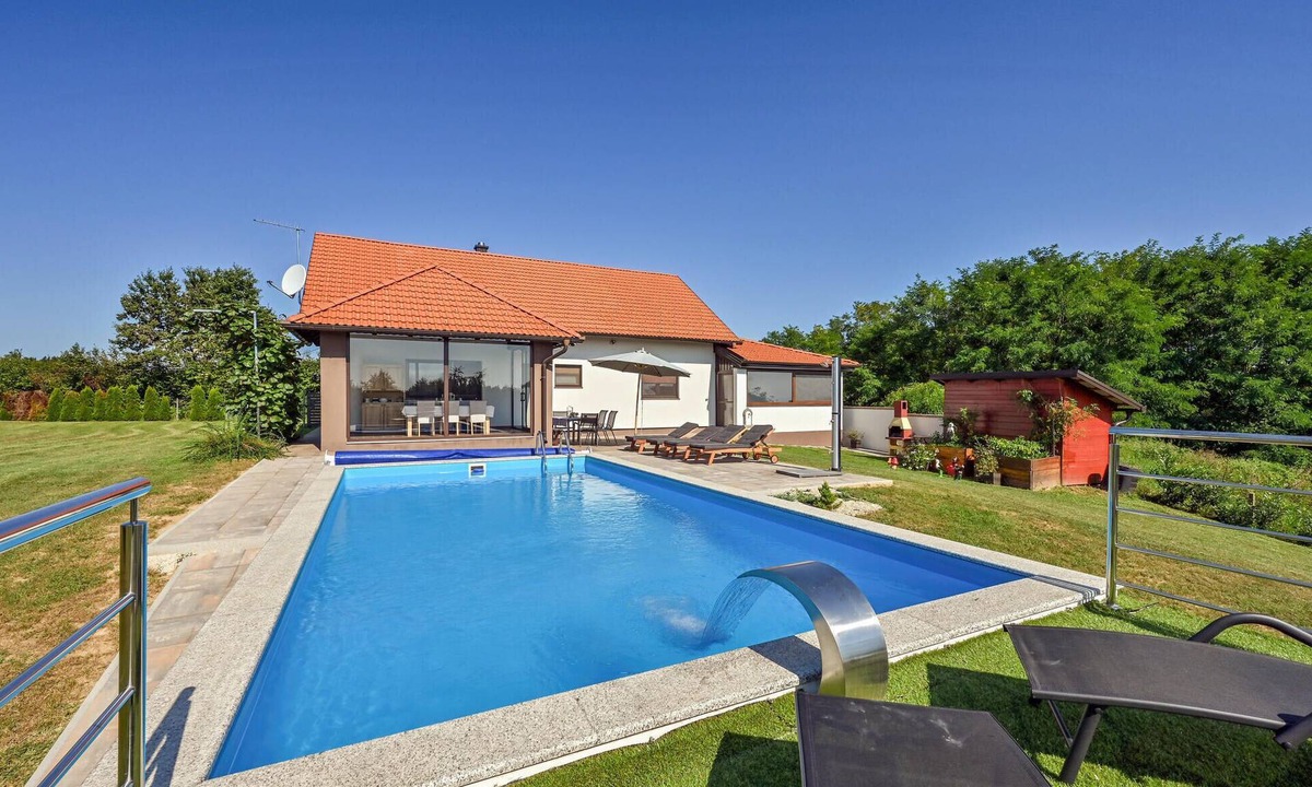 Selnica House | Cozy home in Plesivica with sauna