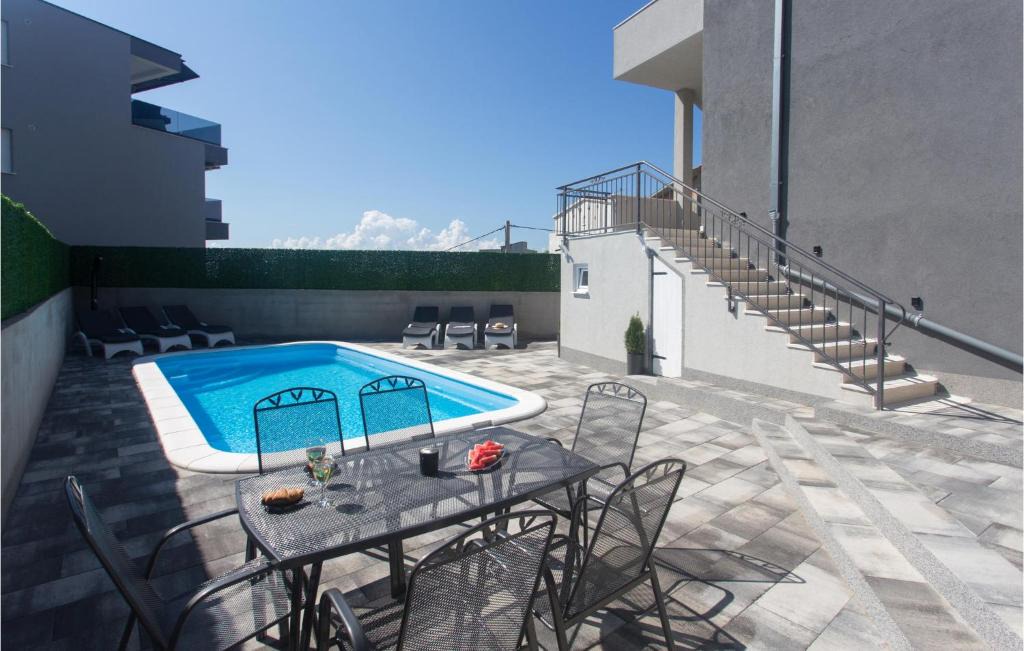 Mejasi House | Cozy Home In Split With Wifi