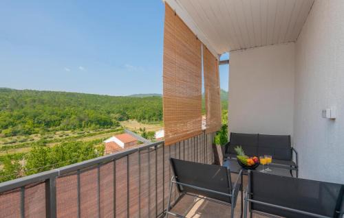 Prolozac House | Cozy Home In Sumet With Wifi