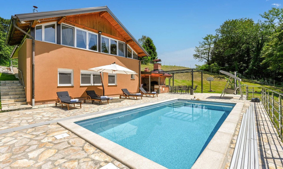 Vinica House | Cozy home in Vinica Breg with sauna
