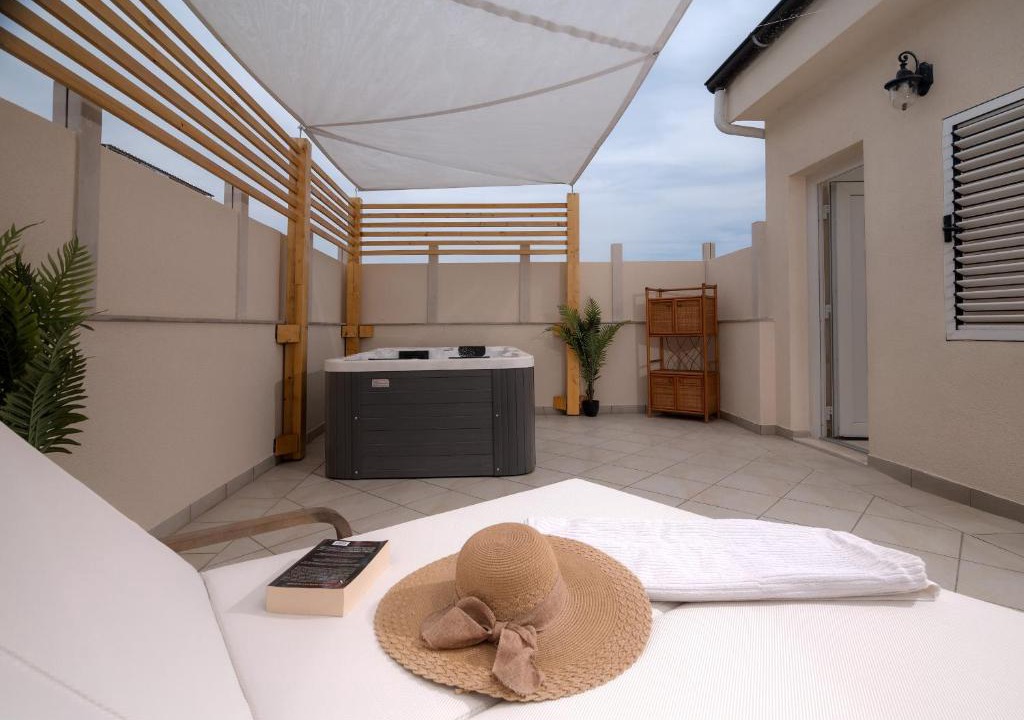 Krizna luka Apartment | Delux Oasis Hvar
