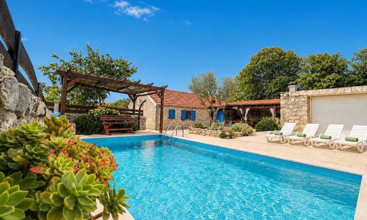 Krusevo Villa | Didini Dvori - One Bedroom Villa, Sleeps 2