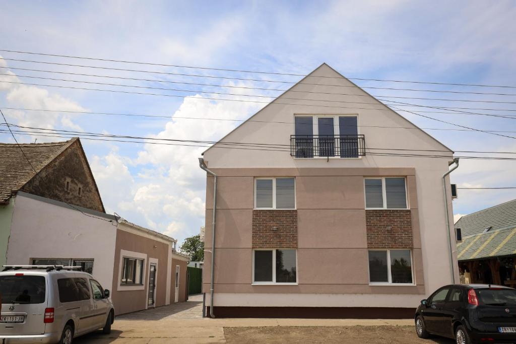 Zrenjanin Bed & Breakfast | Domaćin Komšijska Gostiona