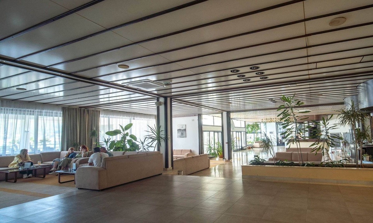 Cove Rogacic Apartment | Double Room Sea View 10