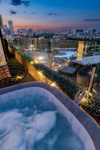 Sector 2 Apartment | Downtown Floreasca Penthouse w Jacuzzi&Terrace