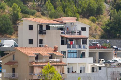 Stanici Apartment | Ella Apartments
