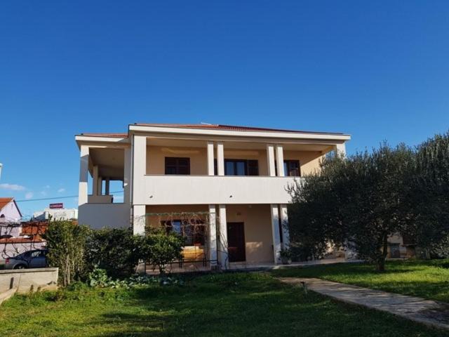 Biograd na Moru Apartment | Family apartment Mira