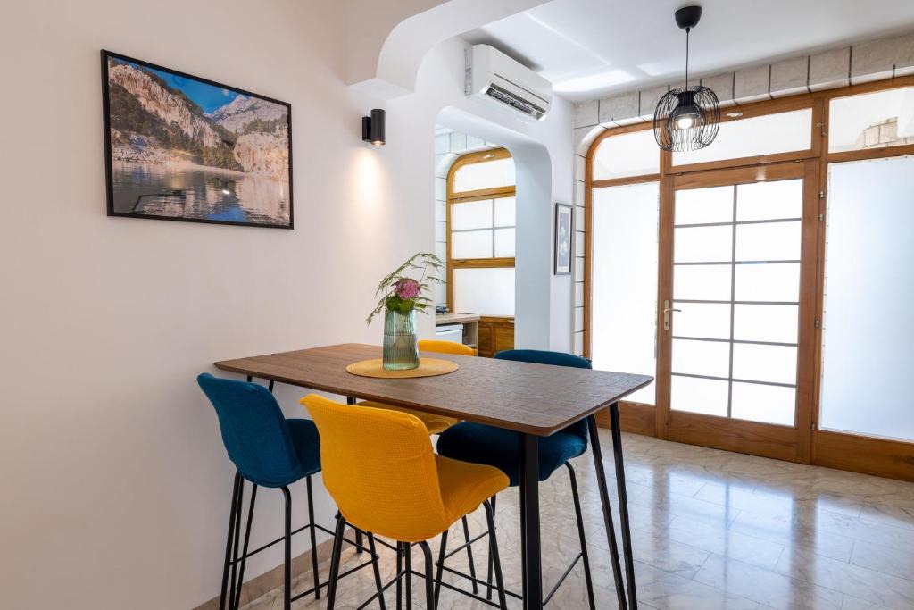 Bidol House | Family apartments - Guesthouse Vranješ